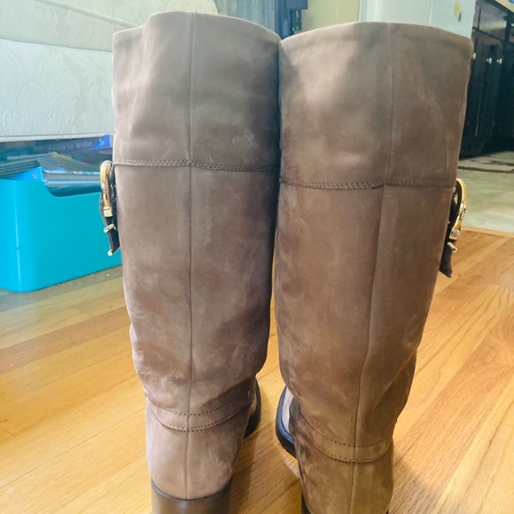 Salvatore Ferragamo Calf Suede shearling boots size 7.5 - Picture 7 of 12